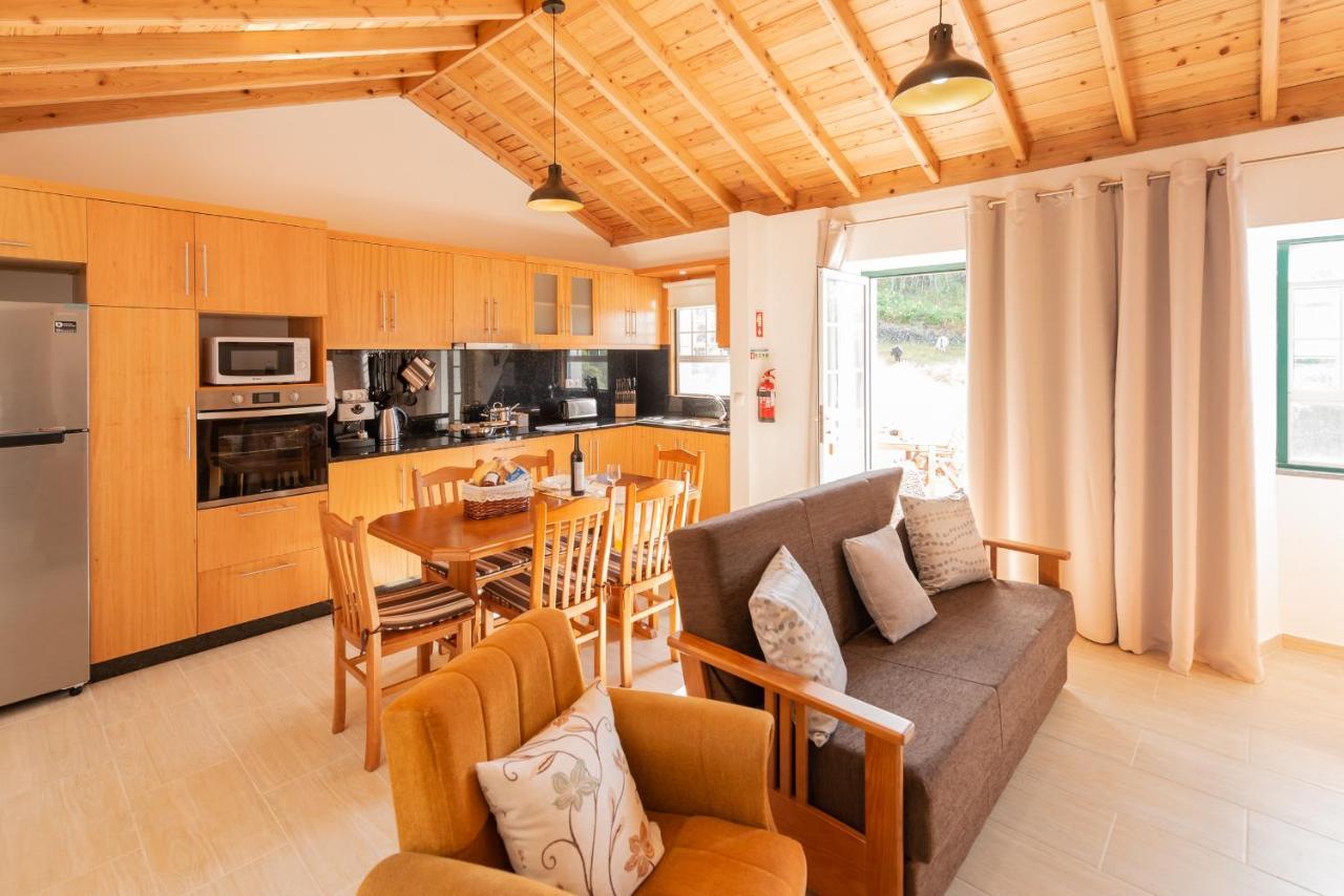 Casa Da Figueirinha Villa Calheta de Nesquim Екстериор снимка
